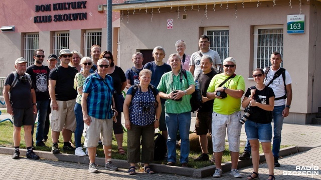 Robili zdjęcia z punktu widokowego na rozlewiska Odry, uwieczniali kameralny kościół, ruiny papierni i spokojny krajobraz dzielnicy Szczecina - słuchacze Radia Szczecin, uczestnicy 123. Pleneru Migawki, naszej audycji o fotografii.