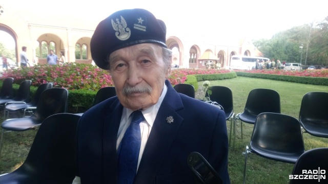 - Sowieci zadali nam zdradziecki cios w plecy, tak jak Niemcy, nie wypowiadając nam wojny we wrześniu 1939 roku - mówił major Zbigniew Piasecki ps. Czekolada, który brał udział w szczecińskich obchodach II wojny światowej.