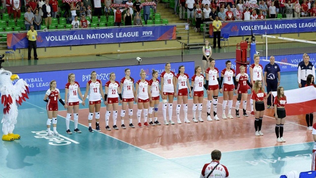 W środowy wieczór w Łodzi polskie siatkarki zmierzą się z Niemkami w ćwierćfinale mistrzostw Europy. W poprzedniej rundzie biało-czerwone pokonały Hiszpanię 3:0, a Niemki w takim samym stosunku wygrały ze Słowenkami.
