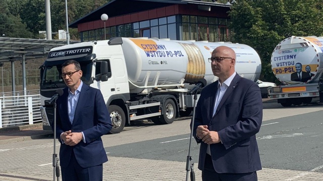 Premier Mateusz Morawiecki powiedział, że kampania Cysterny wstydu PO-PSL ma pokazać jak dużo pieniędzy traciło państwo za czasów PO-PSL.