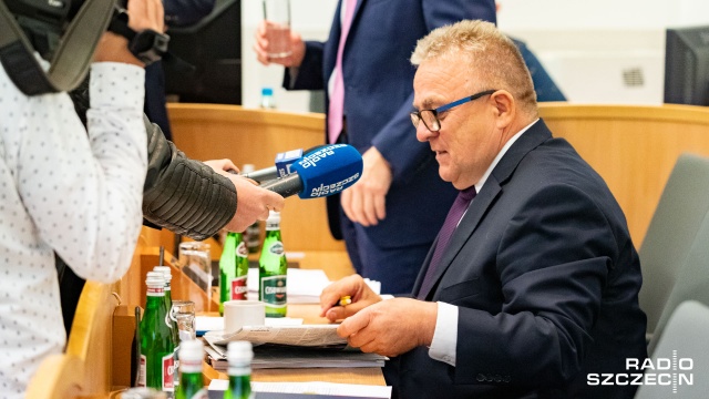 Na jaw wyszła tajemnica poliszynela - tak aferę z kandydatem Koalicji Obywatelskiej do Senatu Januszem Gromkiem komentuje kołobrzeski radny.