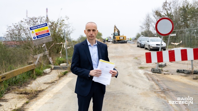 Rafał Mucha interweniuje w sprawie wiaduktu przy ul. Kuźnickiej w Policach. Poseł PiS domaga się od burmistrza Władysława Diakuna pełnych informacji w sprawie przedłużającego się wyłączenia go z ruchu.