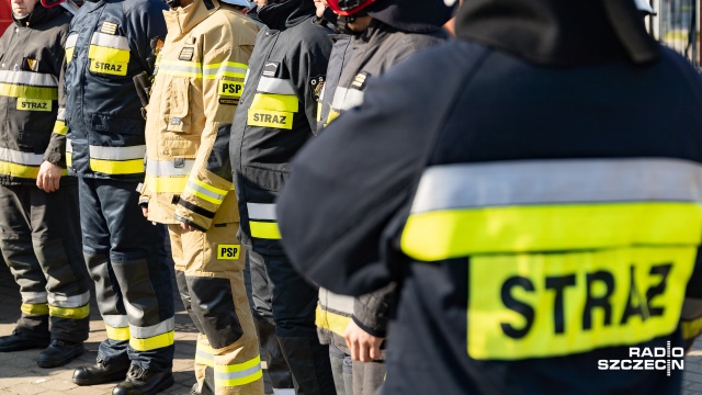 Szybkie reagowanie w sytuacji skażenia morza substancjami ropopochodnymi. Taki jest scenariusz ćwiczeń 039039Gniazdo-19039039, które trwają w Mrzeżynie.