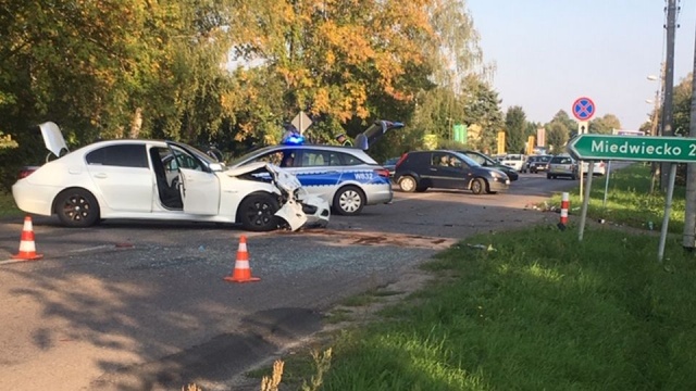 Trzy osoby zostały ranne w wypadku, do którego doszło na ulicy Szczecińskiej w Zieleniewie.