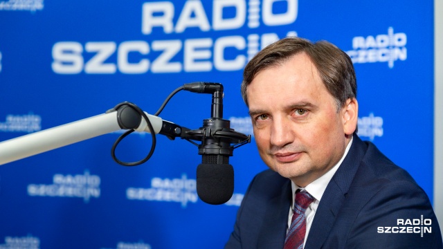 Bardzo proszę wyborców o zwrócenie uwagi na podwójne standardy - mówił, w Popołudniowej Przeplatance Radia Szczecin, Zbigniew Ziobro.