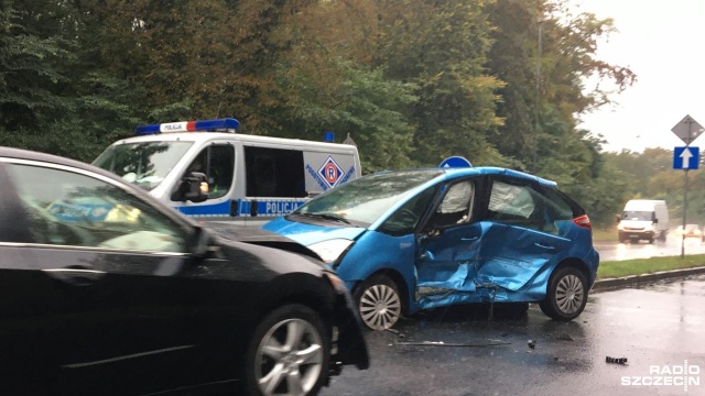 Cztery osoby zostały ranne w wypadku na drodze krajowej nr 10.