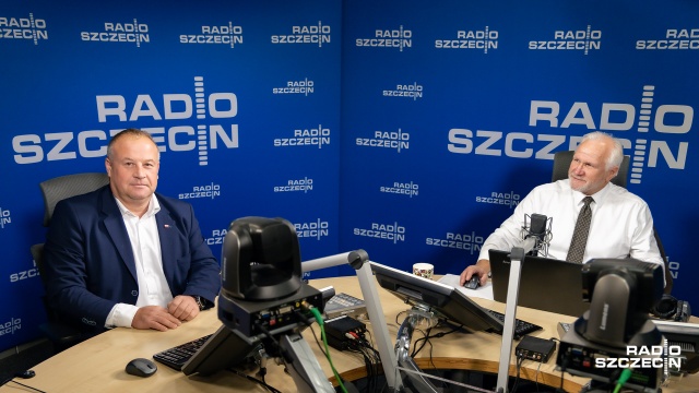 Ustawę o zamknięciu stoczni można przyjąć w jeden dzień, ale odbudować to co zniszczono, jest o wiele trudniej, choć tu wszystko zmierza we właściwym kierunku. Tak poseł Prawa i Sprawiedliwości Artur Szałabawka mówił o kondycji przemysłu stoczniowego i zapowiadanej budowie promu pasażerskiego.
