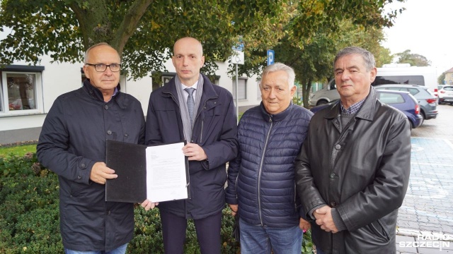 Gmina Police prawdopodobnie będzie musiała zwrócić ponad milion złotych dotacji przeznaczonej na przebudowę wiaduktu przy ulicy Kuźnickiej.