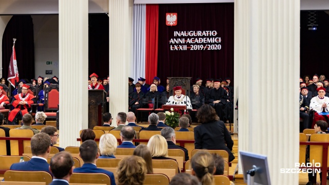 Pomorski Uniwersytet Medyczny w Szczecinie zainaugurował we wtorek nowy rok akademicki.