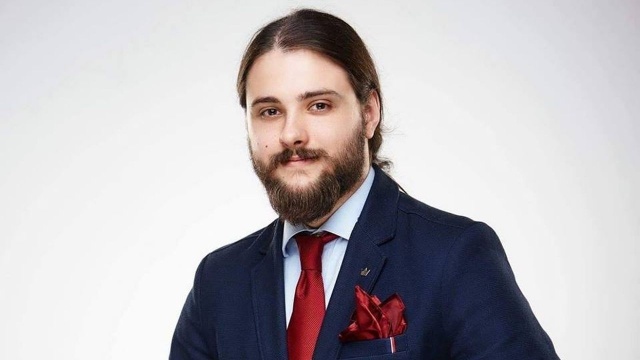 Każda obniżka podatków jest dobra, na alkohol również - mówił na naszej antenie Dariusz Olech. Kandydat do sejmu komitetu Konfederacja nie zgadza się z zapowiadaną od nowego roku podwyżką akcyzy na wyroby alkoholowe, zamiast tego chce jej obniżenia.
