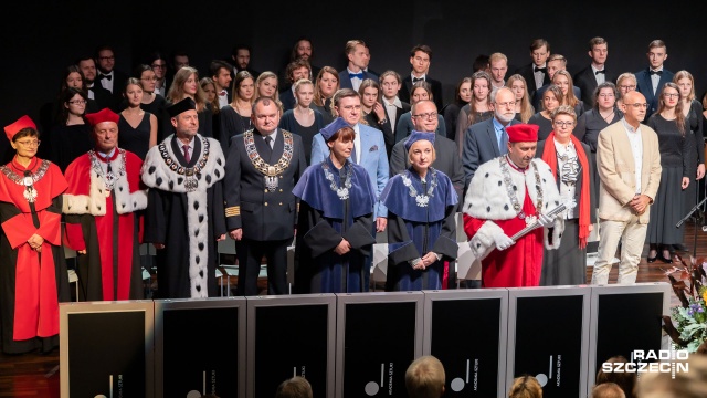Rozpoczyna się 10., jubileuszowy rok akademicki Akademii Sztuki w Szczecinie. Uroczystość inauguracji odbyła się w Filharmonii im. Mieczysława Karłowicza w Szczecinie.