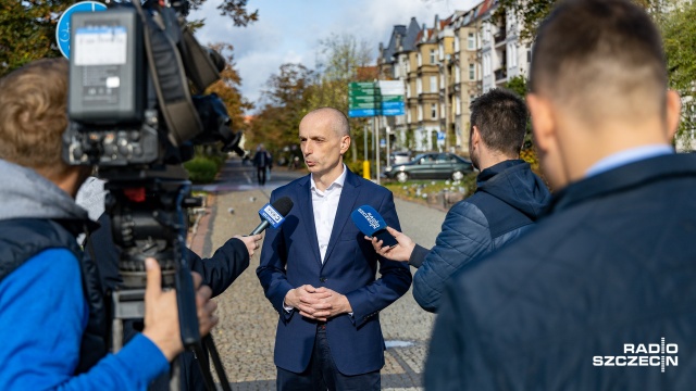 Stworzenie aplikacji, pozwalającej seniorom zgłaszanie potrzeb wolontariatu oraz przystosowanie biur poselskich do potrzeb osób niepełnosprawnych. O to chce zabiegać Rafał Mucha, który startuje w wyborach do Sejmu z ramienia Prawa i Sprawiedliwości.
