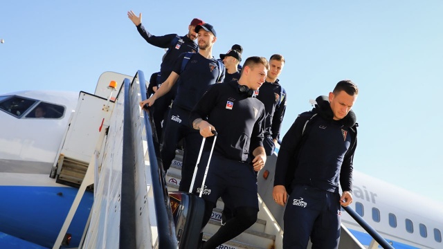 Piłkarze Pogoni Szczecin zmierzą się w piątek we Włoszech z Cagliari w sparingowym meczu. Rossoblu zajmują obecnie 7. miejsce w tabeli Serie A.