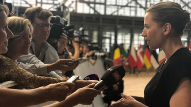 Rząd Danii poinformował, że wkrótce przedstawi projekt ustawy pozwalającej na odbieranie bez wyroku sądu duńskiego obywatelstwa osobom, które są podejrzewane o terroryzm.
