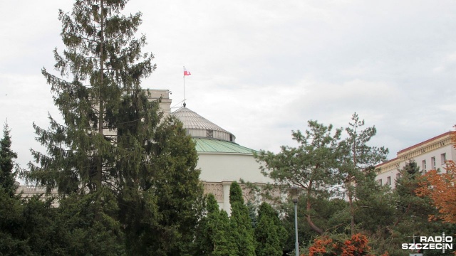 W środę ostatni dzień obrad ostatniego posiedzenia Sejmu ósmej kadencji. Izba zapozna się między innymi z raportem końcowym z prac komisji śledczej do spraw Amber Gold.