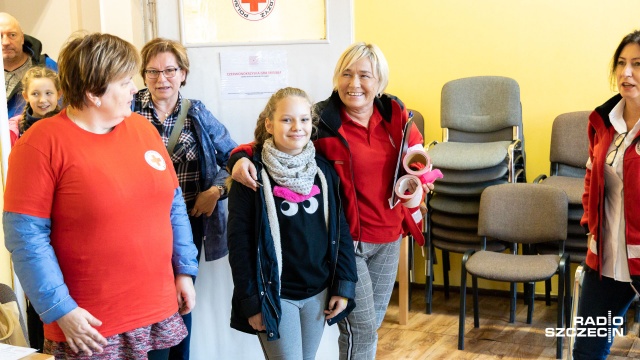 Poznawali historię Polskiego Czerwonego Krzyża, odwiedzili Regionalny Punkt Krwiodawstwa i Krwiolecznitwa, byli też na stacji Pogotowia Ratunkowego.