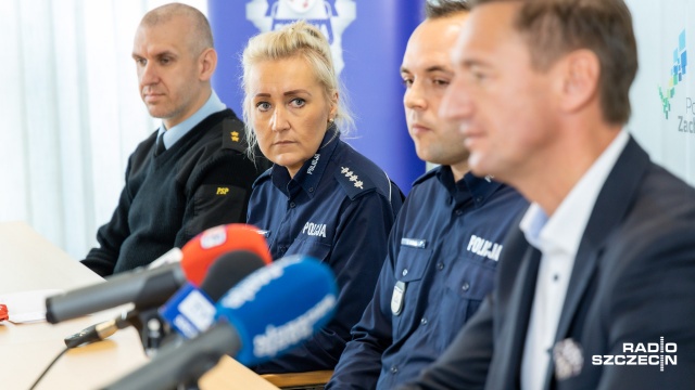 2,5 tysiąca alkoholtestów policjanci i strażacy rozdadzą mieszkańcom regionu. To w ramach akcji Czerwone światło dla pijanych kierowców.