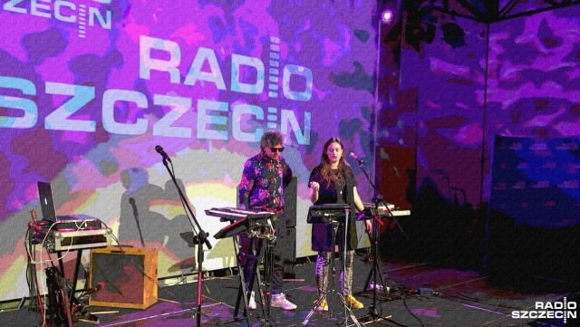 A w zasadzie twarze dwie