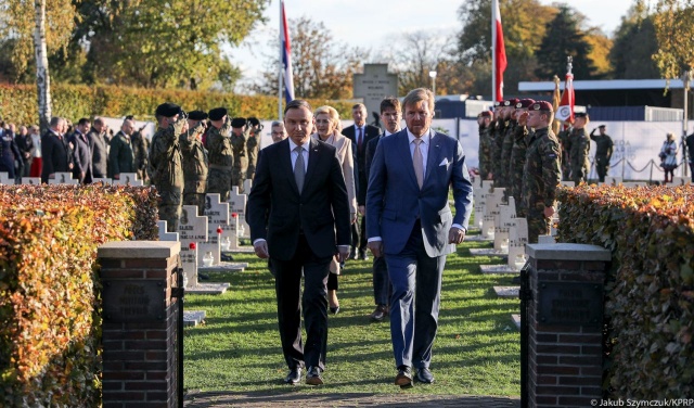 Prezydent Andrzej Duda podziękował mieszkańcom Bredy za wszystko, co zrobili dla polskich żołnierzy w trakcie II wojny światowej i po jej zakończeniu.