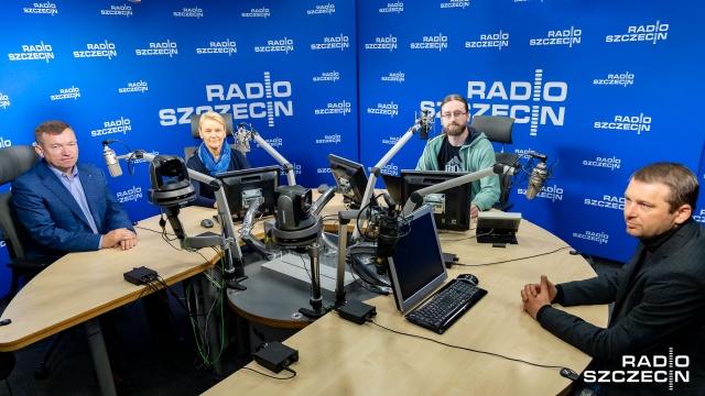 Radni sejmiku mówili w Kawiarence politycznej Radia Szczecin o ostatnich wydarzeniach na sejmiku województwa, czyli secesji z klubu Koalicji Obywatelskiej, która liczy teraz nie 13 a 12 radnych.