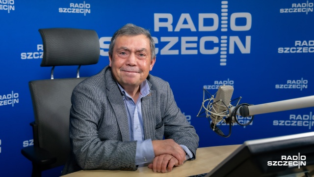 Marszałek jest zależny od prezydenta Szczecina, dlatego spór między koalicjantami należy traktować poważnie - mówił, w Rozmowie pod krawatem, wiceprzewodniczący szczecińskiej Rady Miasta Bartłomiej Sochański.