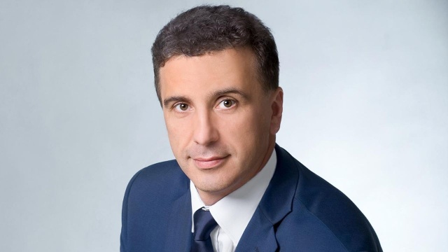 Jesteśmy ludźmi a nie cyborgami, żeby zawsze się kontrolować - tak o zachowaniu Pawła Kukiza mówi jego klubowy kolega Jarosław Sachajko.