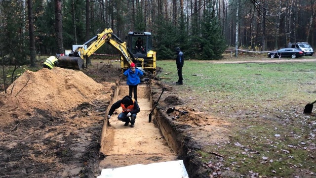 Naukowcy znaleźli ślady szczątków ofiar niemieckiego obozu zagłady i obozu pracy w Treblince. Na miejscu pracuje międzynarodowy zespół naukowców, w tym ci z Pomorskiego Uniwersytetu Medycznego oraz Instytutu Pamięci Narodowej.