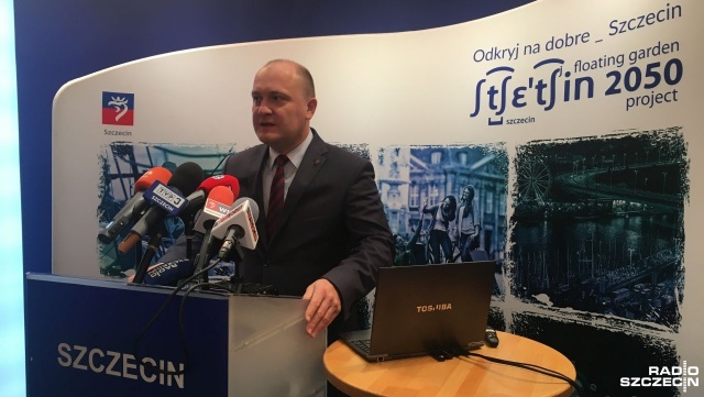Wzrost zadłużenia, podwyżki opłat dla mieszkańców i odłożone inwestycje na 800 milionów złotych. Prezydent Szczecina przedstawił projekt budżetu miasta na przyszły rok.