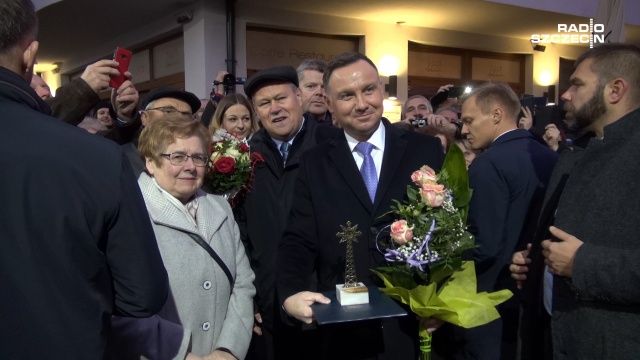 Pochodzę z południa, przyjechać nad morze to zawsze dla mnie wyjątkowa sprawa - mówił Andrzej Duda w rozmowach z mieszkańcami Rewala i turystami.
