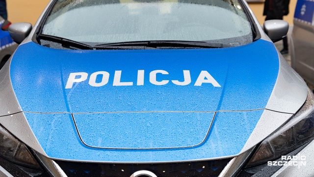 15 lat więzienia grozi mężczyźnie, który groził kobiecie rozbitą butelką i ukradł jej 10 złotych. Akt oskarżenia w tej sprawie trafił właśnie do sądu.