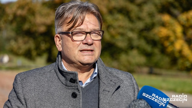 Poseł Koalicji Obywatelskiej z Rewala zapisał się do zespołu parlamentarnego do spraw Afryki. Po co ten zespół - pyta polityka nasz reporter. Artur Łącki odpowiada: będziemy kreować pozytywny wizerunek Polski w Afryce i odwrotnie.