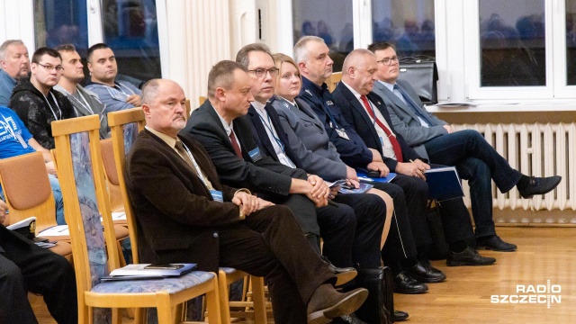 Czas najwyższy rozpocząć prace nad porozumieniem transgranicznym w zakresie zarządzania kryzysowego - mówił Paweł Rodzoś, doradca sejmowej Komisji Obrony Narodowej podczas konferencji naukowej zorganizowanej przez Szczecińską Szkołę Wyższą Collegium Balticum.
