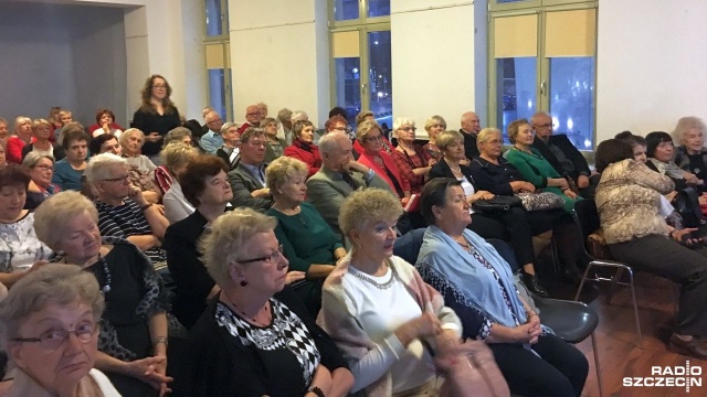 Pełna sala i kilka godzin prelekcji i wykładów - tak wyglądało spotkanie w ramach kampanii Odważ się na zmiany w siedzibie Szczecińskiej Agencji Artystycznej.