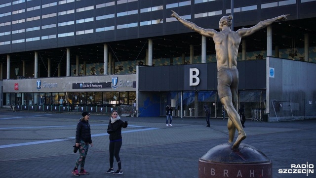 Część mieszkańców Malm domaga się usunięcia - spod miejskiego stadionu - pomnika gwiazdy szwedzkiego futbolu, Zlatana Ibrahimovicia.