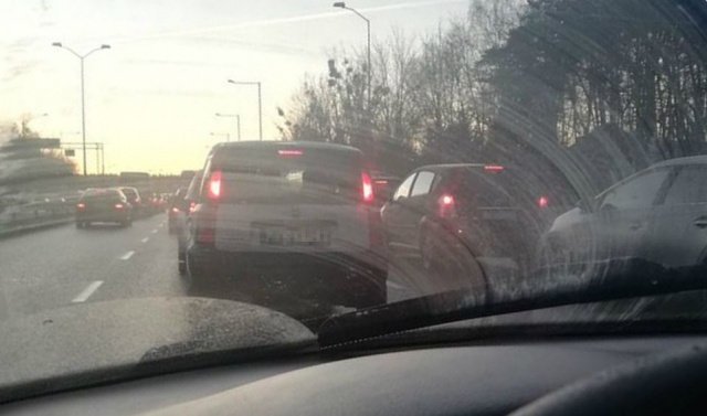 Remont nawierzchni w okolicach Węzła Kijewo spowodował gigantyczne korki ze wszystkich stron węzła.