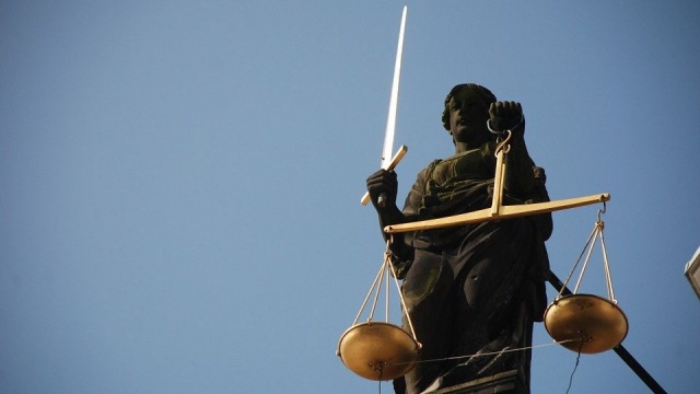 O niedzielnych demonstracjach Stowarzyszenia Sędziów Polskich Iustitia dyskutowali eksperci w audycji Radio Szczecin na Wieczór. Demonstracje odbyły się m.in. w Warszawie, Szczecinie i Krakowie.
