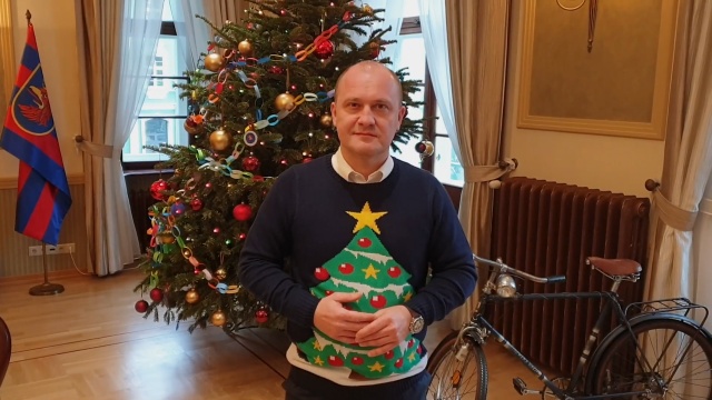 Prezydent Szczecina składa życzenia mieszkańcom.