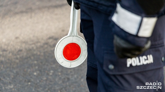 W ciągu trzech świątecznych dni policja zanotowała 187 wypadków, w których zginęło 20 osób a 233 zostały ranne. Policjanci zatrzymali aż 506 nietrzeźwych kierowców.