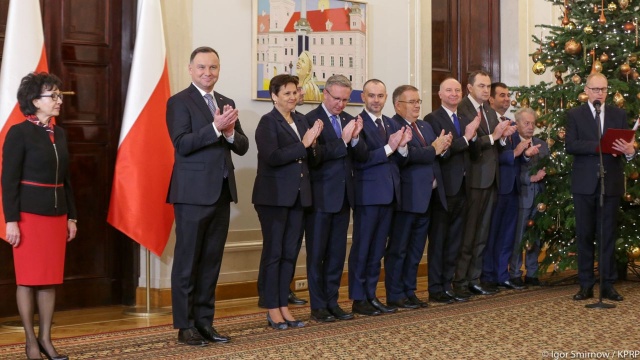 Prezydent Andrzej Duda wręczył akt powołania w skład Rady Polityki Pieniężnej Cezaremu Kochalskiemu.