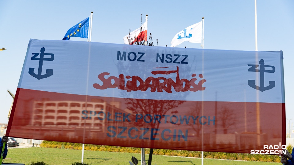 Bulk Cargo-Port Szczecin to spółka, która prowadzi przeładunki m.in. w rejonie Basenu Górniczego. Jej pracownicy obawiają się utraty pracy. Fot. Robert Stachnik [Radio Szczecin]