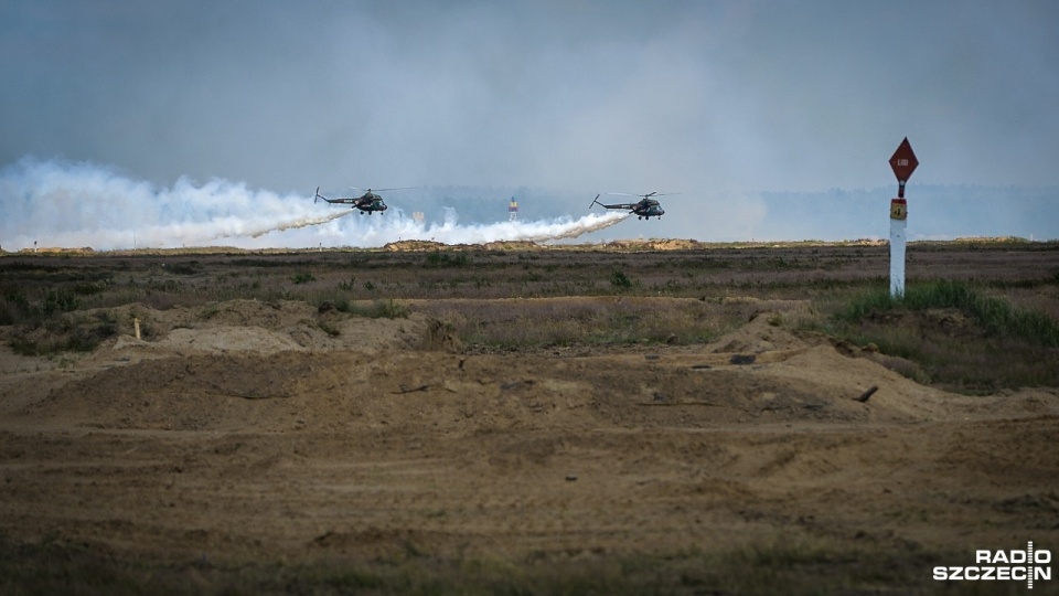 Manewry Dragon-19 na poligonie w Drawsku Pomorskim. Fot. Łukasz Szełemej [Radio Szczecin]