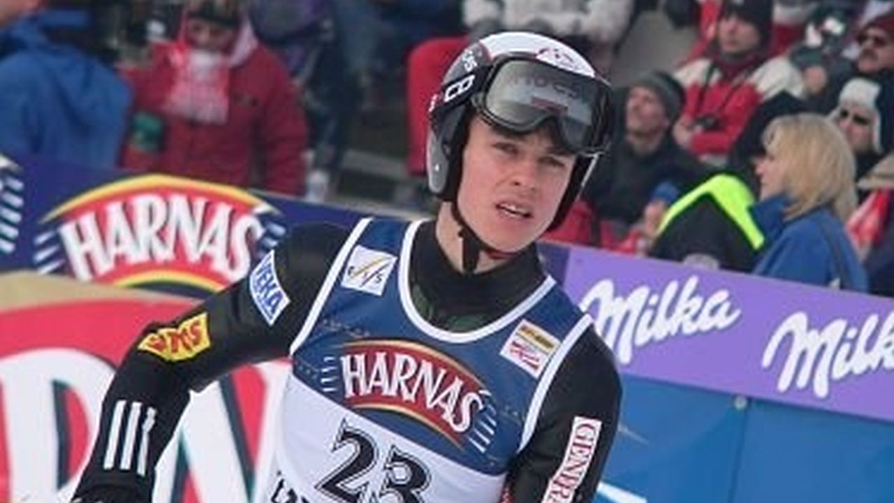 Piotr Żyła zajmuje 5. miejsce, po pierwszej serii konkursu Pucharu Świata, w skokach narciarskich w austriackim Bischofshofen.