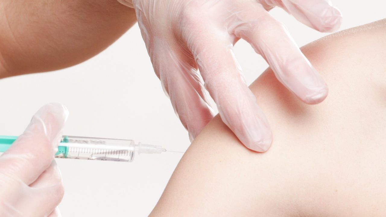 Lekarze próbują przekonać sceptyków: Nie należy się obawiać szczepionek