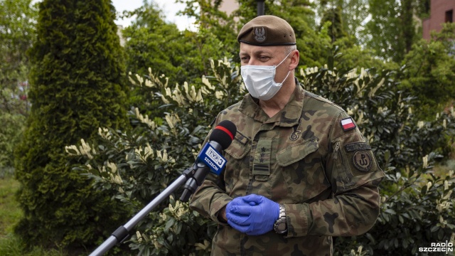 Fot. Mateusz Papke [Radio Szczecin] Terytorialsi dostarczyli żywność podopiecznym Caritasu [ZDJĘCIA]