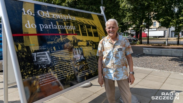 Fot. Robert Stachnik [Radio Szczecin] Plenerowa wystawa w 40. rocznicę strajku szczecińskich stoczni [WIDEO, DUŻO ZDJĘĆ]