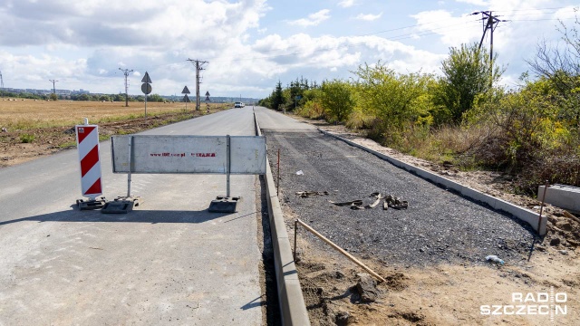 Fot. Robert Stachnik [Radio Szczecin] Z Gumieniec na Stobno po przebudowanej drodze pod koniec października [WIDEO, ZDJĘCIA]