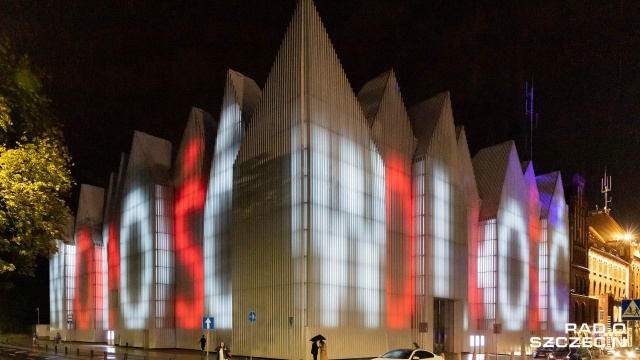 Fot. Robert Stachnik [Radio Szczecin] Filharmonia rozbłysła w hołdzie Solidarności [WIDEO, ZDJĘCIA]