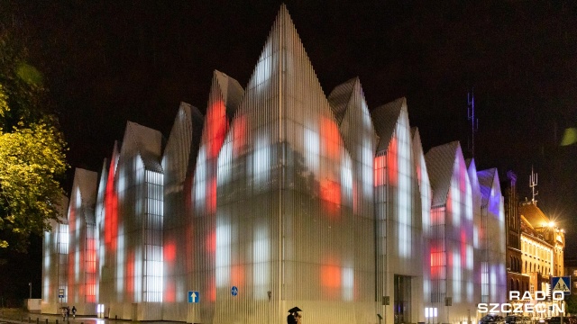 Fot. Robert Stachnik [Radio Szczecin] Filharmonia rozbłysła w hołdzie Solidarności [WIDEO, ZDJĘCIA]