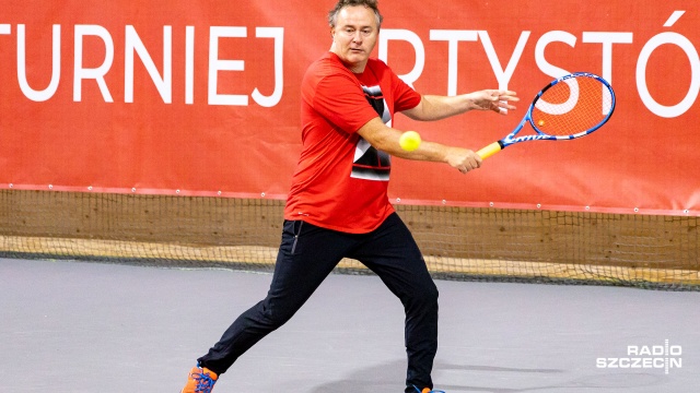 Fot. Robert Stachnik [Radio Szczecin] Znani artyści rozpoczęli tenisowe zmagania [DUŻO ZDJĘĆ]