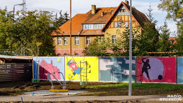 Fot. Robert Stachnik [Radio Szczecin] Murale w Chojnie, czyli Maja z tatą wzbogacają krajobraz [ZDJĘCIA]